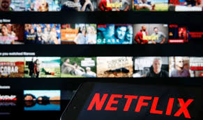 Oscar ödülü almış eserlerin, yerel yönetmenlere ait filmlerin, yüzlerce dizinin, çok sayıda belgeselin yayınlandığı netflix'i. Ce Filme È™i Seriale Apar Pe Netflix In Luna Aprilie Impact