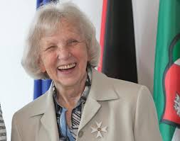 Helga Albert-Schulz aus Warendorf Helga Albert-Schulz hat sich vor allem  durch ihr soziales Engagement auszeichnungswürdige Ver