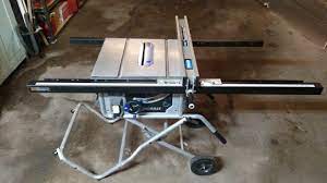 Contractor table saws, also known as jobsite saws, are the tool of choice for many diy enthusiasts or commercial users. Reviews For Delta Power Equipment 30 In T Square Fence And Rail System 36 T30t3 The Home Depot