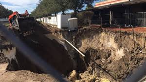 new port richey sinkhole reopens, grows