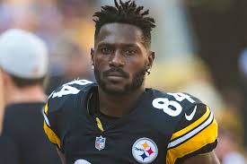 Pittsburgh steelers wideout antonio brown was involved in a domestic dispute last month with the mother of one of his children. Steelers Star Antonio Brown Tossed Furniture From Balcony Nearly Killing Toddler Lawsuit