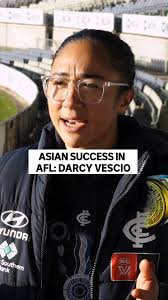 What a special moment between two Australians now doing their thing