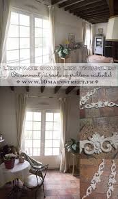 L Espace Sous Les Tringles A Rideaux Un Probleme Existentiel Regle Tringle Rideau Rideaux Relooking Meuble