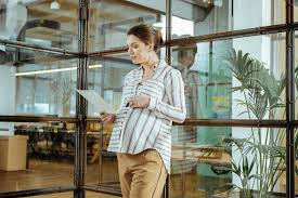 Asiguratii beneficiaza de concedii si indemnizatii, in baza cine plateste concediul medical. Concediu Medical Sarcina Tot Ce Trebuie Sa Stii Despre El