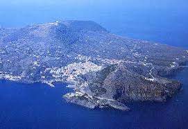 Jun 21, 2021 · con ben 25 fondatori e decine di promessi soci, nasce la nuova pro loco ustica, che ieri, nella piazza del paese, si è presentata alla cittadinanza dopo tre mesi di preparazione sul web. Isola Di Ustica Benvenuti Su Goccediperle