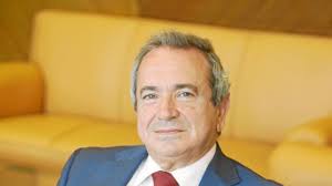 Lora-Tamayo dimite como rector de la UIMP