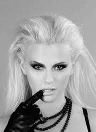 Kelly vedovelli est une femme amoureuse. Kelly Vedovelli Age Bio Faces And Birthday