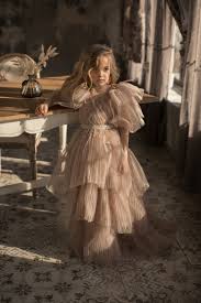 Check spelling or type a new query. Katharina Hakaj Couture Babybauch Kleid Fur Fotoshooting Coco