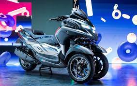 ヤマハがトリシティタイプの300ccスクーター 3ct プロトタイプ を公開 えん乗り トリシティ ヤマハ発動機 スクーター
