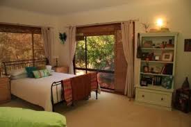 Sold Price For 9 Hermitage Close Eleebana Nsw 2282 2007378708 Sell Property Home Decor Property Prices