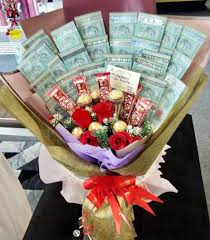 Kehamilan adalah kabar bahagia yang ditunggu oleh banyak orang. Surprise Hadiah Birthday Untuk Ibu Bouquet For Mum Sempena Arau Surprise Bouquet Facebook Hadiah Untuk Best Friend Perempuan Wawanreski