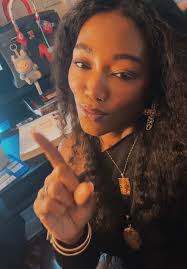 Huna Co: My Scam Experience and Sweater Dress Review