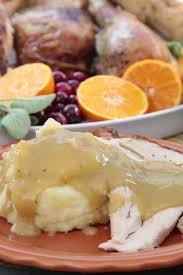 Simple Turkey Gravy Recipe In 2020 Turkey Gravy Turkey Gravy Recipe Easy Turkey Gravy Recipe