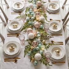 Christmas Table Decoration Ideas Styleheap Com In 2020 Xmas Table Decorations Christmas Table Settings Christmas Table Decorations