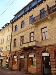 Bei uns findest du alles von der studibude bis zum penthouse. 4 Zimmer Wohnung Zu Vermieten Kaiserstrasse 25 76437 Rastatt Rastatt Kreis Mapio Net