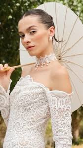 تألّقي بهذا الفستان المميّز من تصميم , سعيد قبيسي الذي يجمع بين الأناقة  الكلاسيكية واللمسات العصرية., #برايدل_لاونج, -, Shine in this unique dress  designed by @saiidkobeisy that combines classic ...