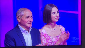 Lucia e Salvatore, la loro storia d'amore lunga 55 anni anni, protagonista  a C'è posta per te su Canale 5.