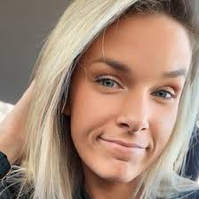 Ashley Sewell (ashley_sewell1412)