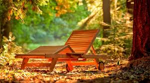 Laut verkäufer ist die liegefläche zudem atmungsaktiv, sodass erhöhtes schwitzen im sommer vermieden werden kann. Relaxliege Fur Den Garten Leah Von Traditional Teak