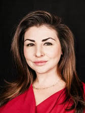 Robin Braverman's Instagram, Twitter & Facebook