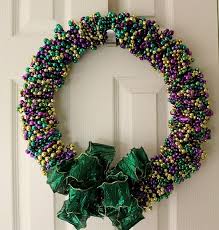 Planter and mardi gras bead chandelier. How To Make Bead Wreaths Tutorials The Beading Gem S Journal