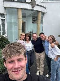 Chris Shadwick's Instagram, Twitter & Facebook