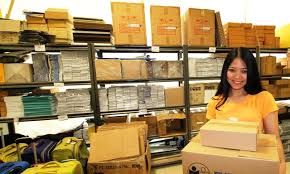 Contohnya memberikan label bahasa indonesia di setiap produk import yang masuk ke indonesia proses perakitan komputer, misal pemasangan kartu grafis,. Gudang Bang Solusi Masalah Penyimpanan Barang
