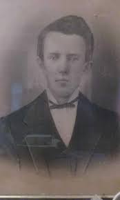 Looking for a picture of Samuel Lavader Hillis Birth 6 JAN 1886 • Tennessee  Death 25 JAN 1980 • Carroll, Kentucky, USA