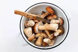 Grzyby mun cięte krojone gastronomiczne 1kg green pagoda. Jak Sie Oczyszcza Grzyby Mun Wszystko O Gotowaniu W Kuchni Ugotuj To