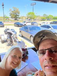 Lunchtime miles with neighbors for a work break