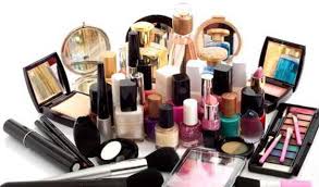 3 Reasons Why Every Woman Love to Use Cosmetics | by Gracie Perry | Medium
