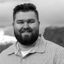 Tyler Giddings's Instagram, Twitter & Facebook