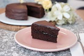 Unser rezept für veganen und glutenfreien streuselkuchen kannst du mit verschiedenen saisonalen obstsorten variieren. Ausnahmsweise Vegane Glutenfreie Kuchen Vegane Glutenfreie Kostlichkeiten