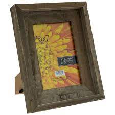 Fill your space with memories without busting your budget when you decorate with our frames for only $1 each. Rustic Wood Frame 5 X 7 Hobby Lobby 37983
