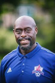 Desmond Bailey's Instagram, Twitter & Facebook