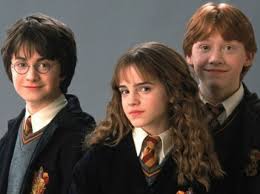 Un nuevo villano, la resurrección del dispositivo giratiempos y varias malas decisiones toman. Todos Los Libros De Harry Potter Otros 6 Libros Secundarios