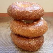 It doesn't contain major allergens such as gluten (certified vegan without gluten bread brands don't include wheat, spelt, rye, barley), soy, wheat, nuts, dairy, and eggs. The Hunt For The Best Gluten Free Bagels Zest For Baking