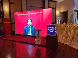 Eqhwan, our ambank islamic ceo, welcomed them as part of the jompay family. Ambank On Twitter Jabatan Perhutanan Negeri Perak Jpnp Is The First Forestry Dept To Accept Epayment Via Jompay Eqhwan Our Ambank Islamic Ceo Welcomed Them As Part Of The Jompay Family Jompay