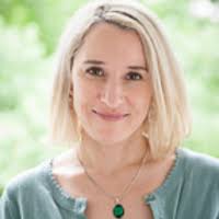 Naomi Berman's Instagram, Twitter & Facebook