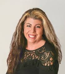 Heather Peeples's Instagram, Twitter & Facebook