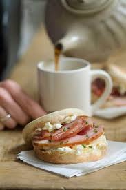 Sandwich Original Muffin Bacon Et Cottage Cheese Recette Recette Nourriture Et Recette De Petit Dejeuner