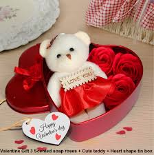 Buy / send valentine's day gifts online india. Scented Roses With Teddy Gift Box à¤µ à¤² à¤Ÿ à¤‡à¤¨ à¤‰à¤ªà¤¹ à¤° Klip 2 Deal Hyderabad Id 20533468997