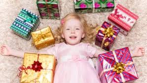 Mari kita lihat apa jenis hadiah yang perlu diberikan anak kepada bapanya. Apa Yang Harus Diberikan Seorang Anak Perempuan 24 Foto Hadiah Hari Jadi Asal Peraturan Pilihan