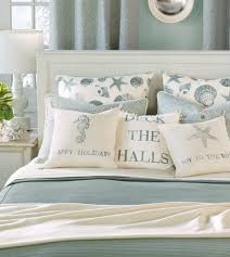 Everyone wants to be surround of comfortable and cozy space, which reflects our essence. 49 Beautiful Beach And Sea Themed Bedroom Designs Digsdigs