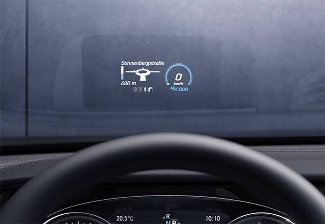 Mercedes-Benz Head-up Display: Eyes Forward - Automotive Tech Info