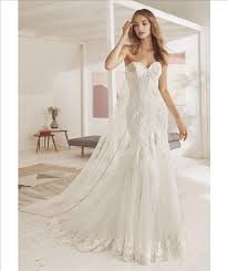 Liste der beliebtesten brautkleider in balingen; Brautfashion Loredana De