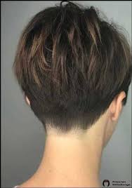 Zugegeben, eine radikale typveränderung erfordert etwas mut, aber wir haben gute gründe für eine stylische kurzhaarfrisur. Geschichtete Kurzhaarschnitte Fur Frauen Mit Feinem Haar Kurzhaarschnitte Frisuren Kurze Haare Braun Haarschnitt Kurze Haare