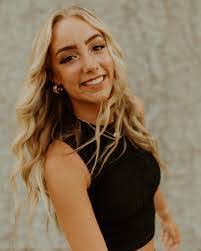 Letitia Garrett's Instagram, Twitter & Facebook