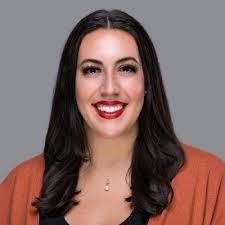 Elizabeth Chaney's Instagram, Twitter & Facebook