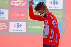 La vuelta a españa comenzó el sábado 14 de agosto en burgos y termina el domingo 5 de septiembre en santiago de compostela. Nyiyifklrvjzem